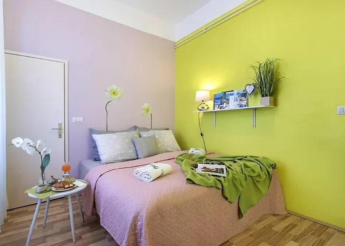 With A Parking Space - 21895 아파트 풀라