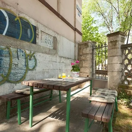 Apartman With A Parking Space - 21895 Pula